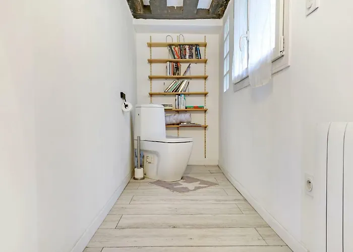 Luxury Loft Center Of דירה *